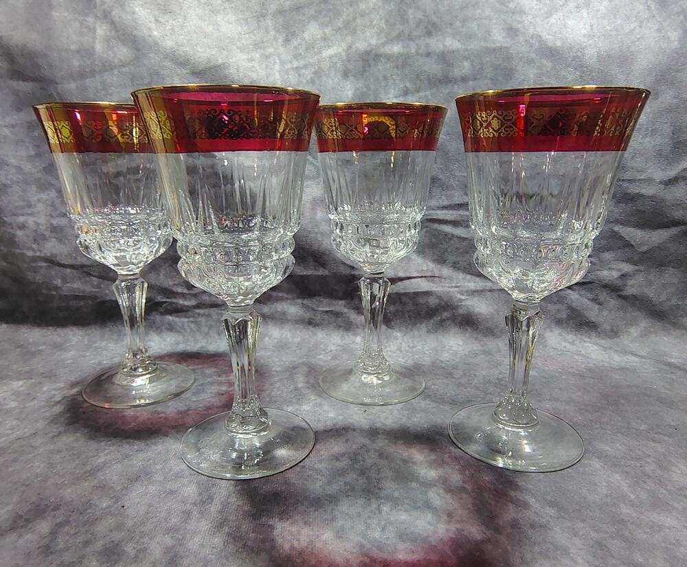 4 Ruby Flash And Gold Accent Stemmed Wine / Water Glasses. Gorgeous !!